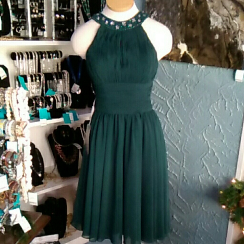 New Izilady Sleeveless Sequin/Bead Trimmed Dress